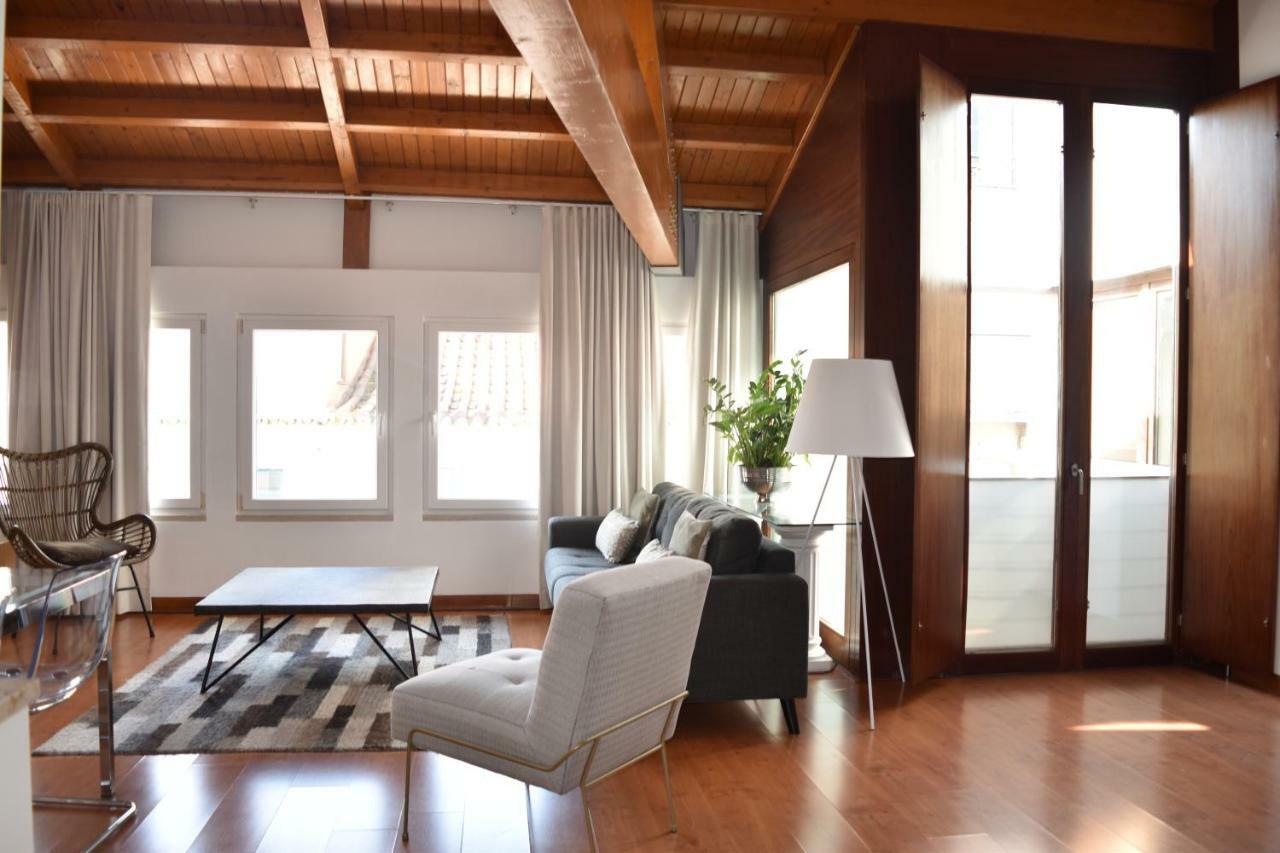 Architect-Designed Loft In A Historic Hilltop Neighborhood Lisboa Exteriör bild